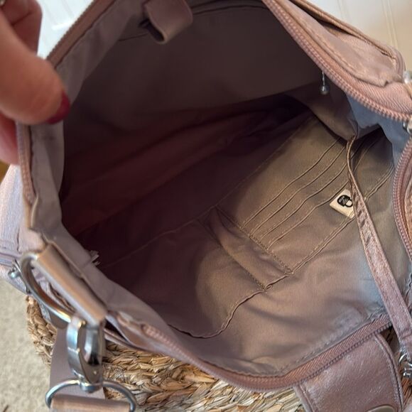 Baggalini Elegant Pinkish Shoulder Bag - Good Condition. - Picture 10 of 12